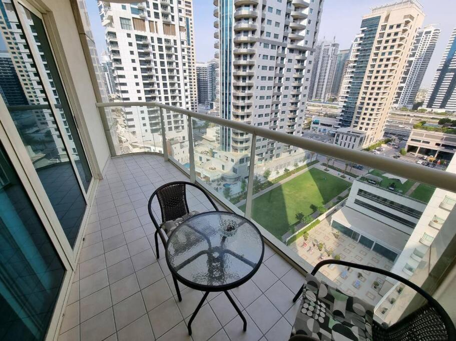 Lux Spectacular Dubai Marina View Apartment Buitenkant foto
